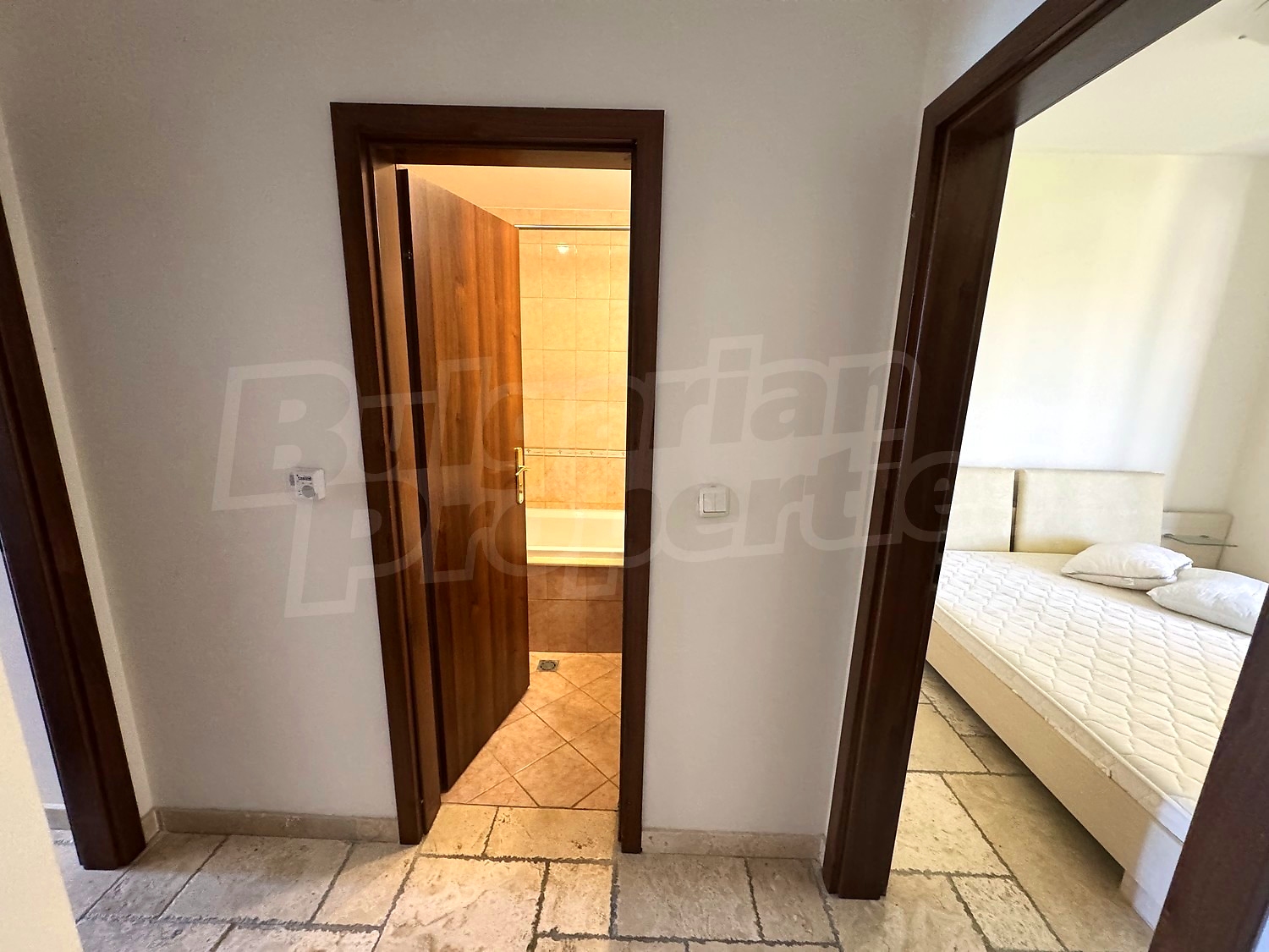Gallery Picture 16