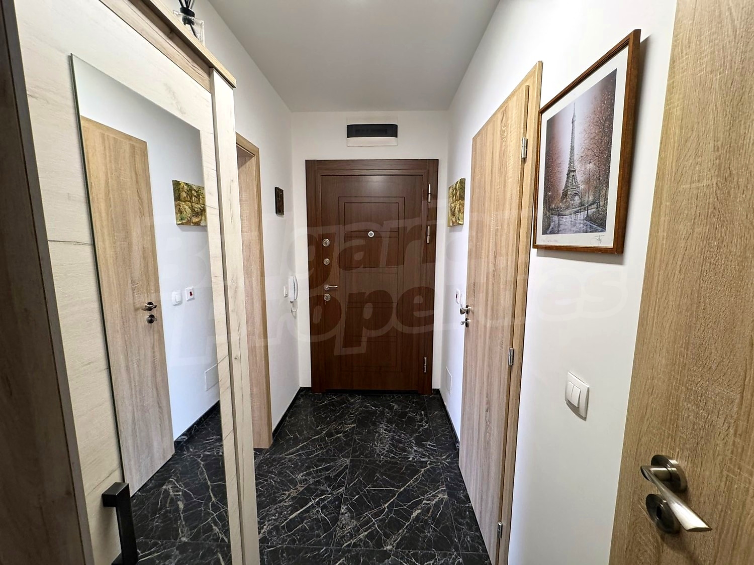 Gallery Picture 12
