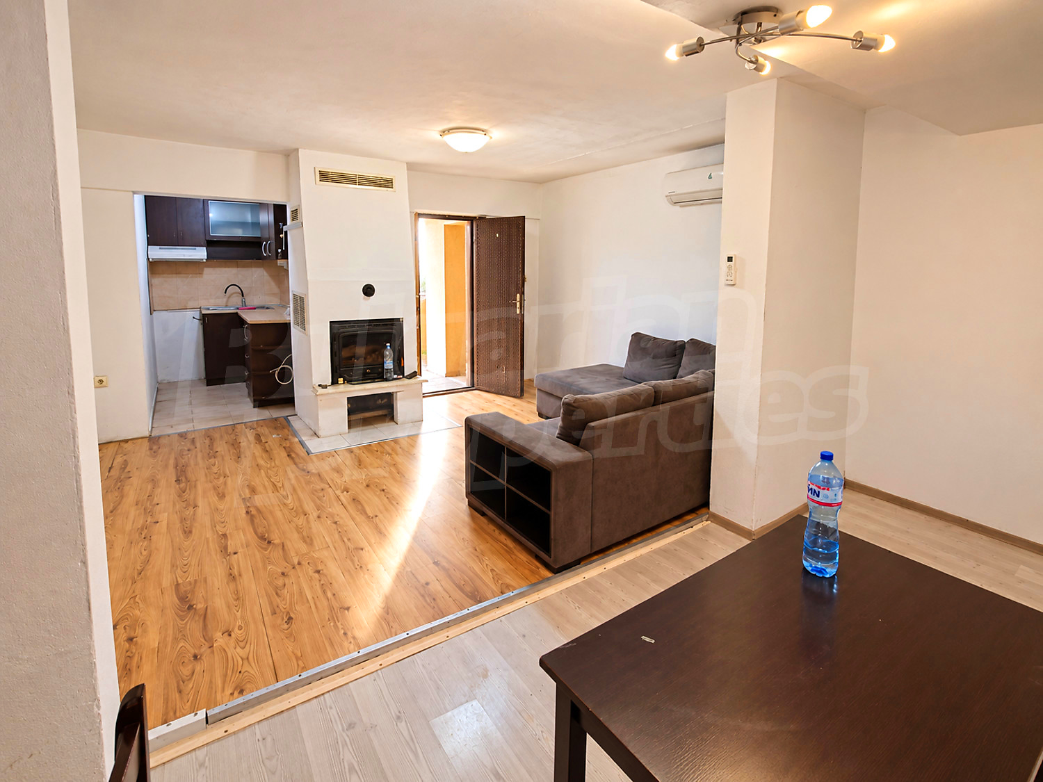 Gallery Picture 12
