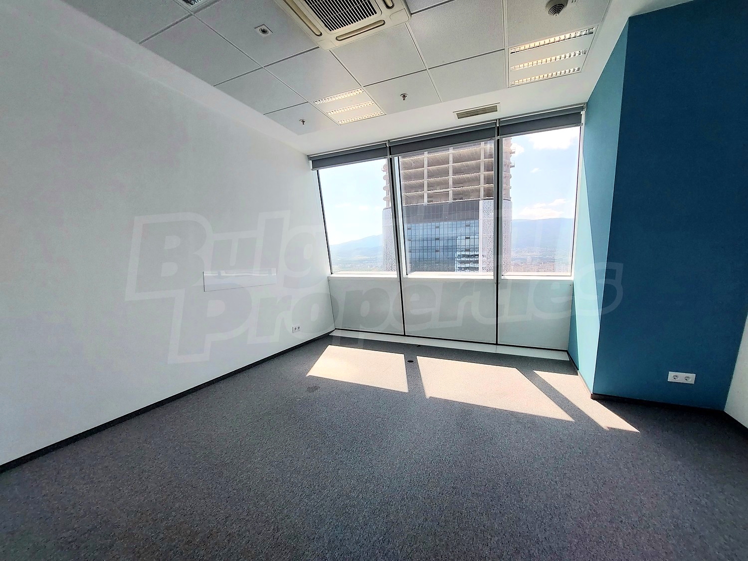 Gallery Picture 18