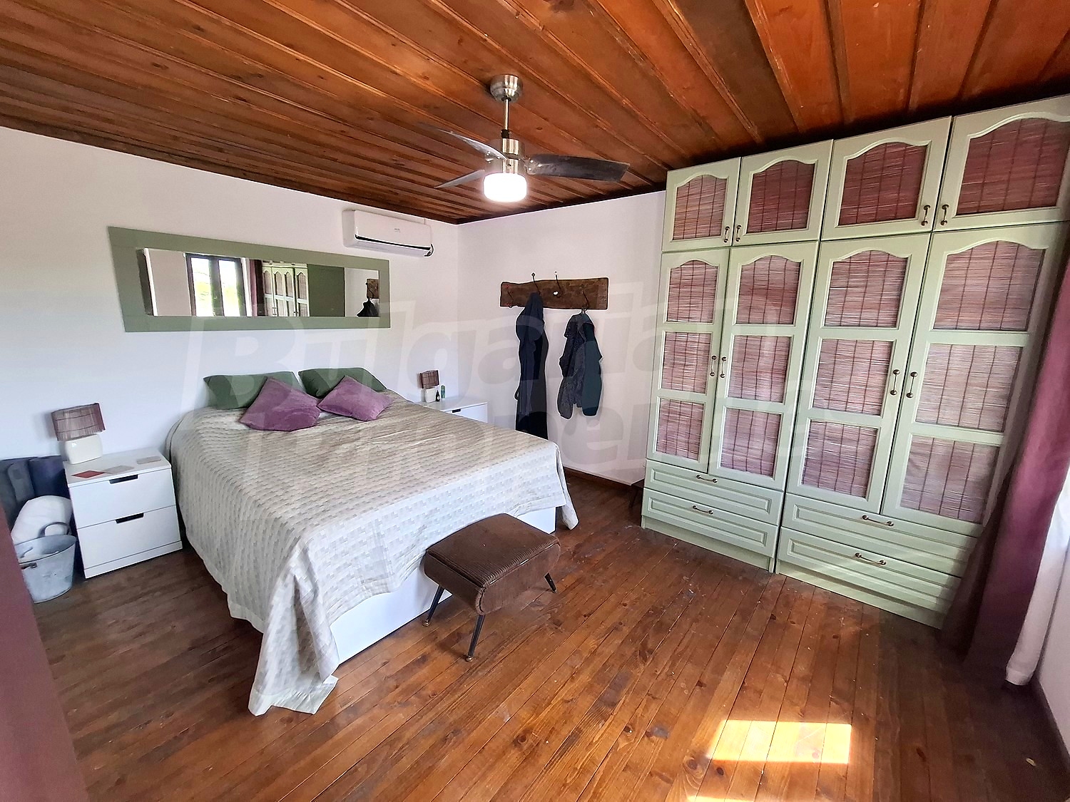 Gallery Picture 23