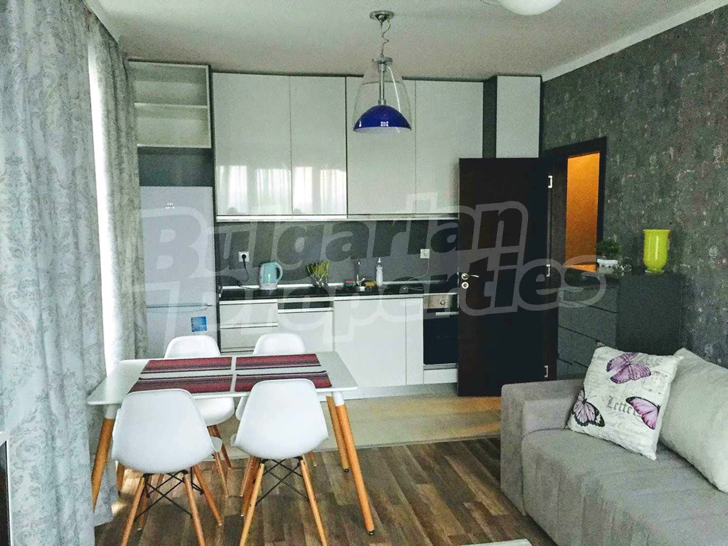 Gallery Picture 47