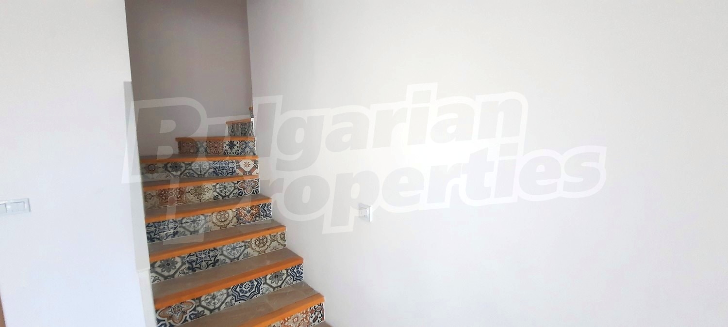 Gallery Picture 36