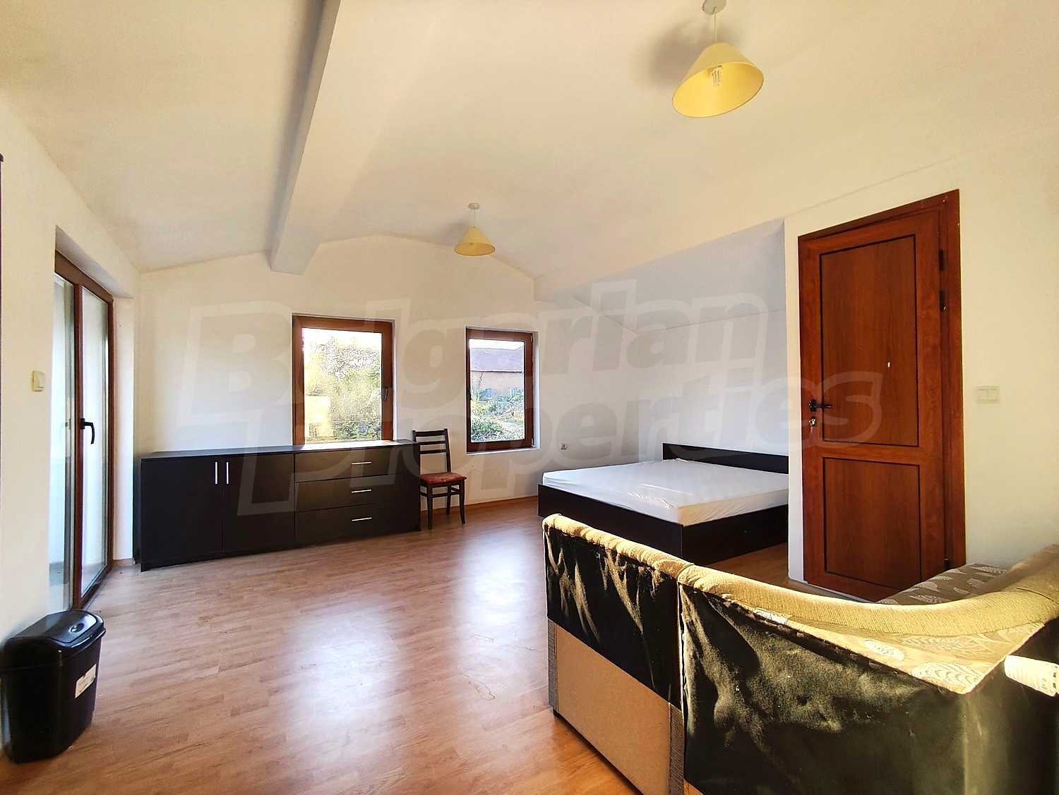 Gallery Picture 42