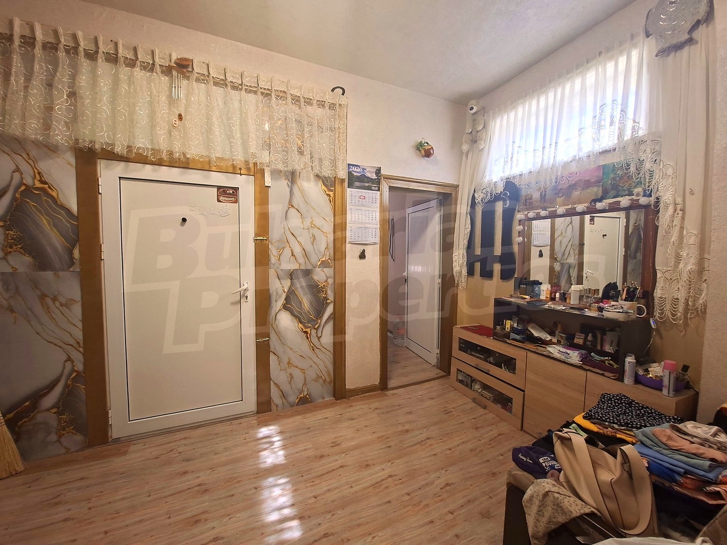 Gallery Picture 2