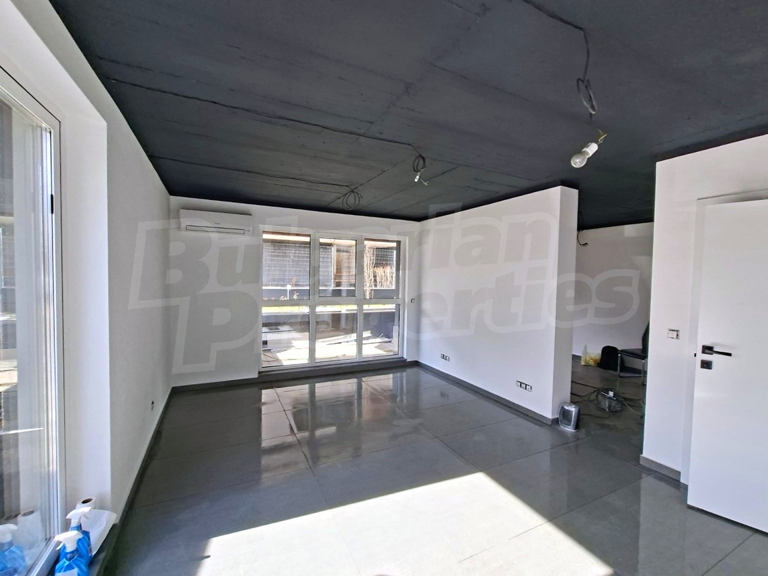 Gallery Picture 2