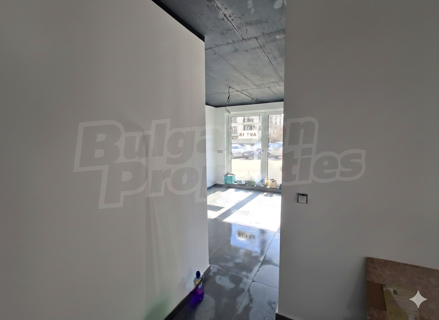 Gallery Picture 8