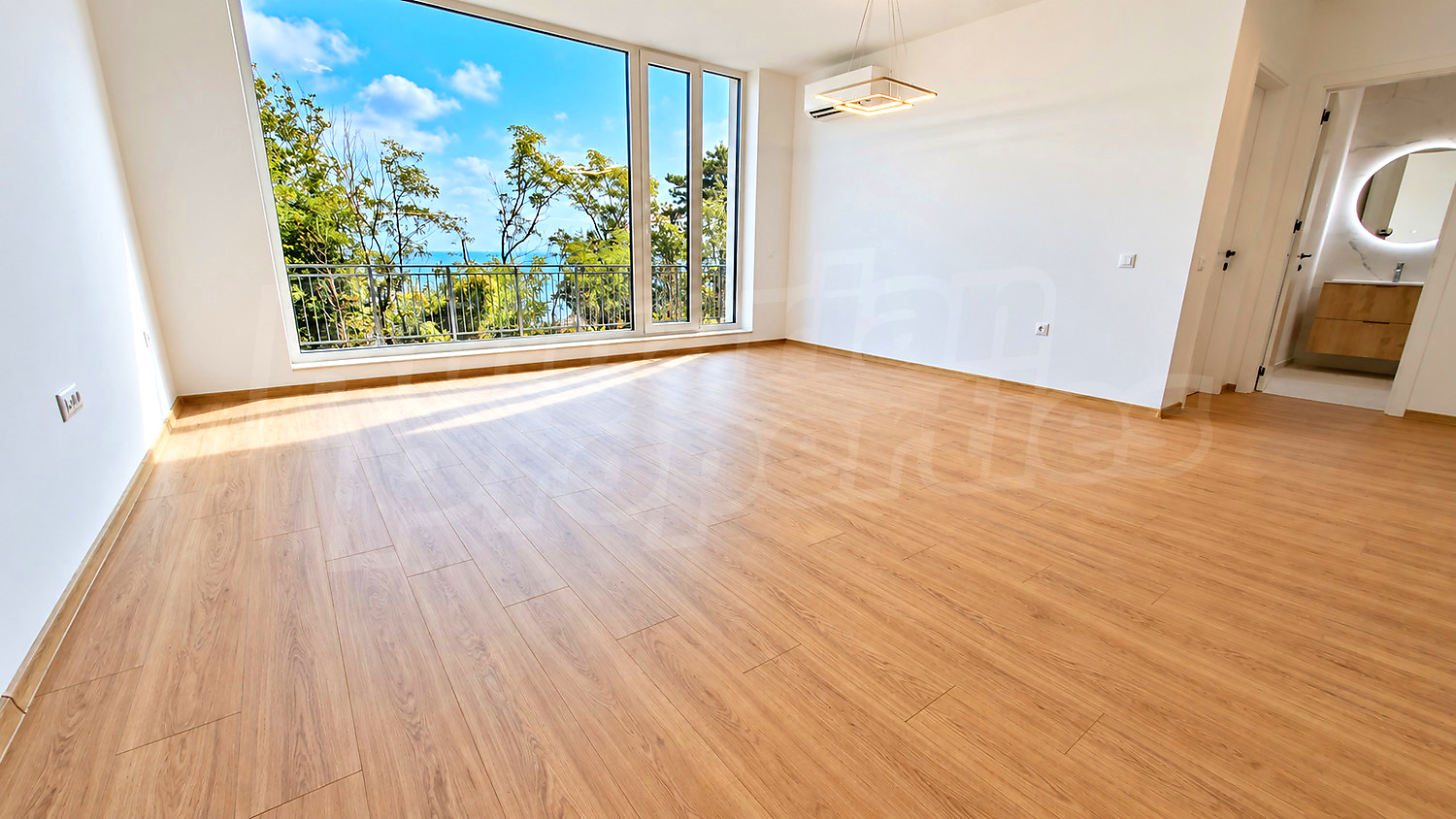 Gallery Picture 2