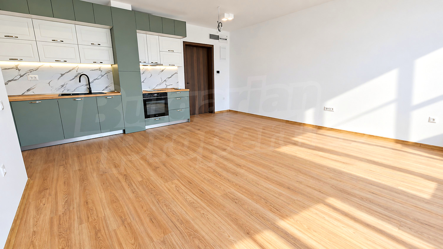 Gallery Picture 11