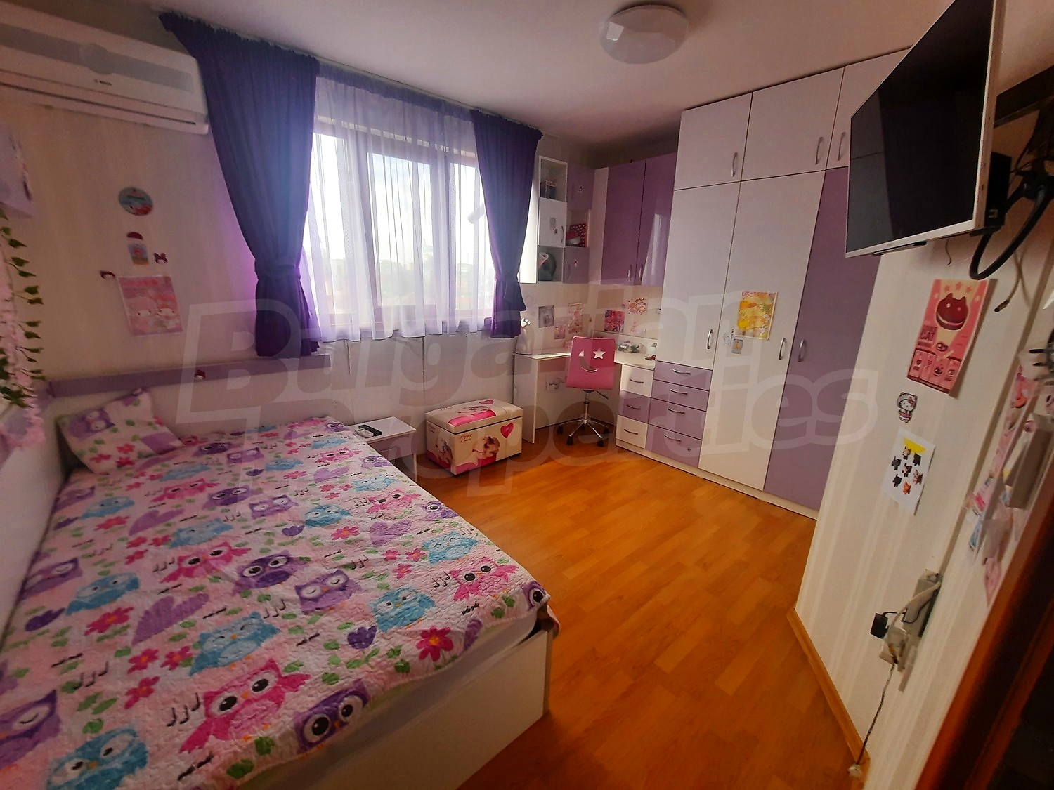 Gallery Picture 9