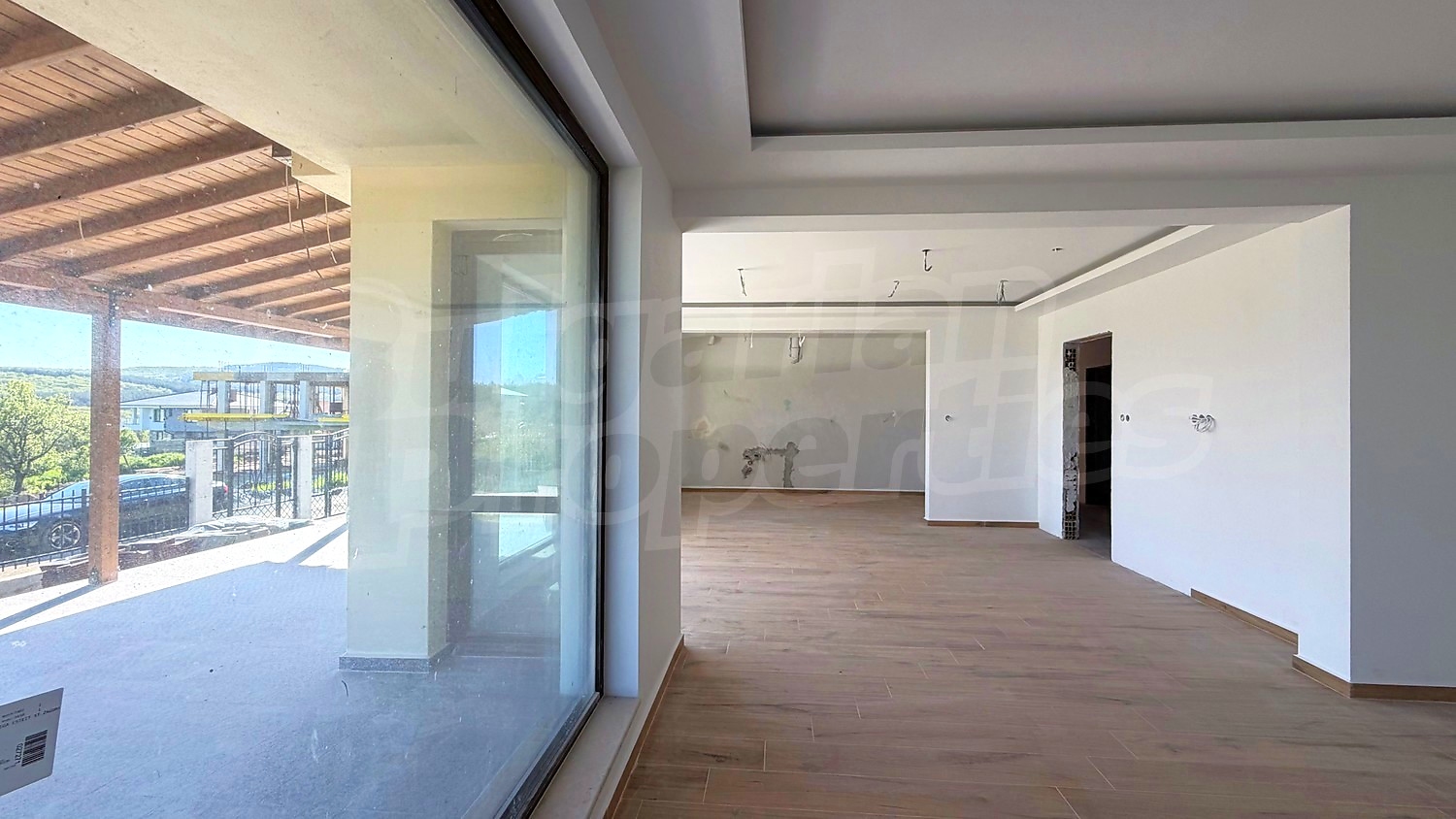 Gallery Picture 16