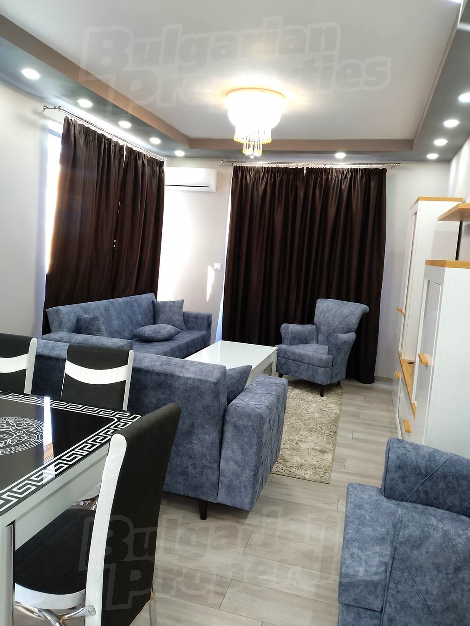 Gallery Picture 2