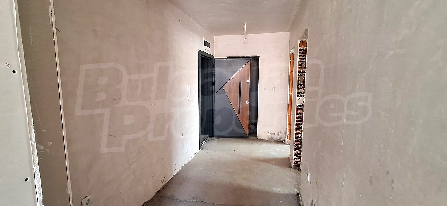 Gallery Picture 12