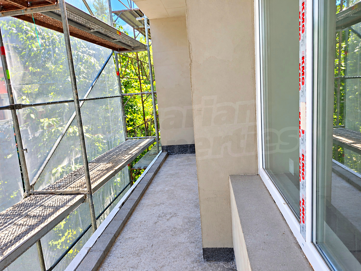 Gallery Picture 14