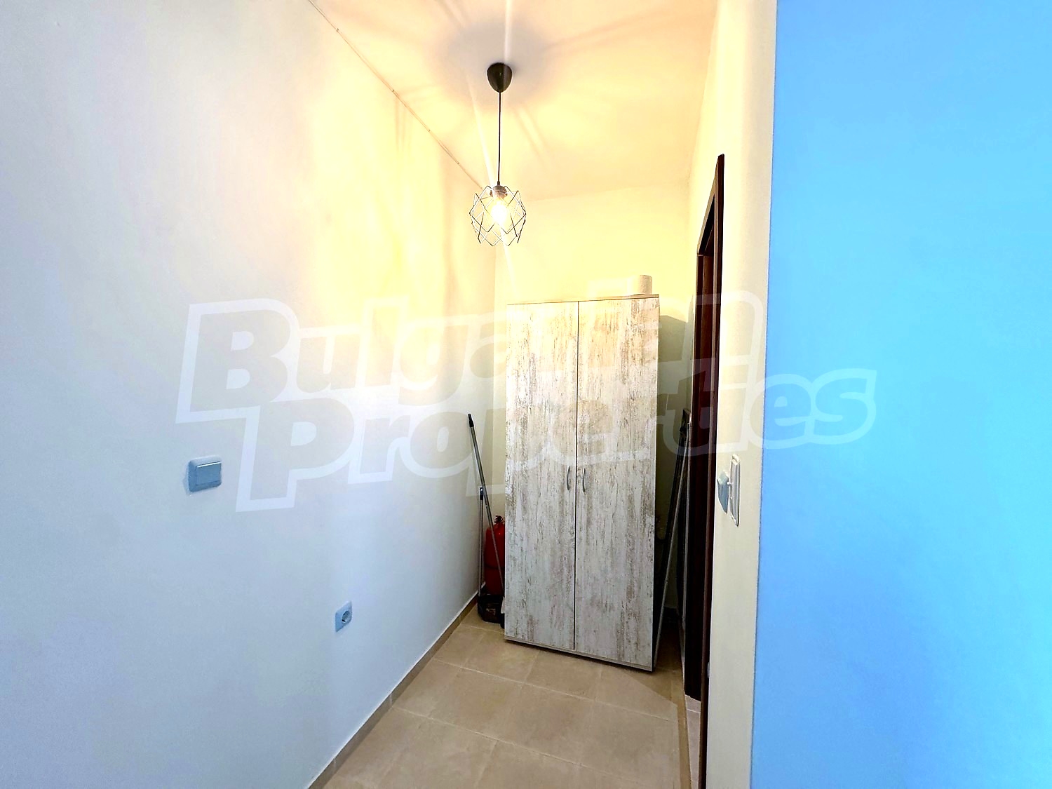 Gallery Picture 13