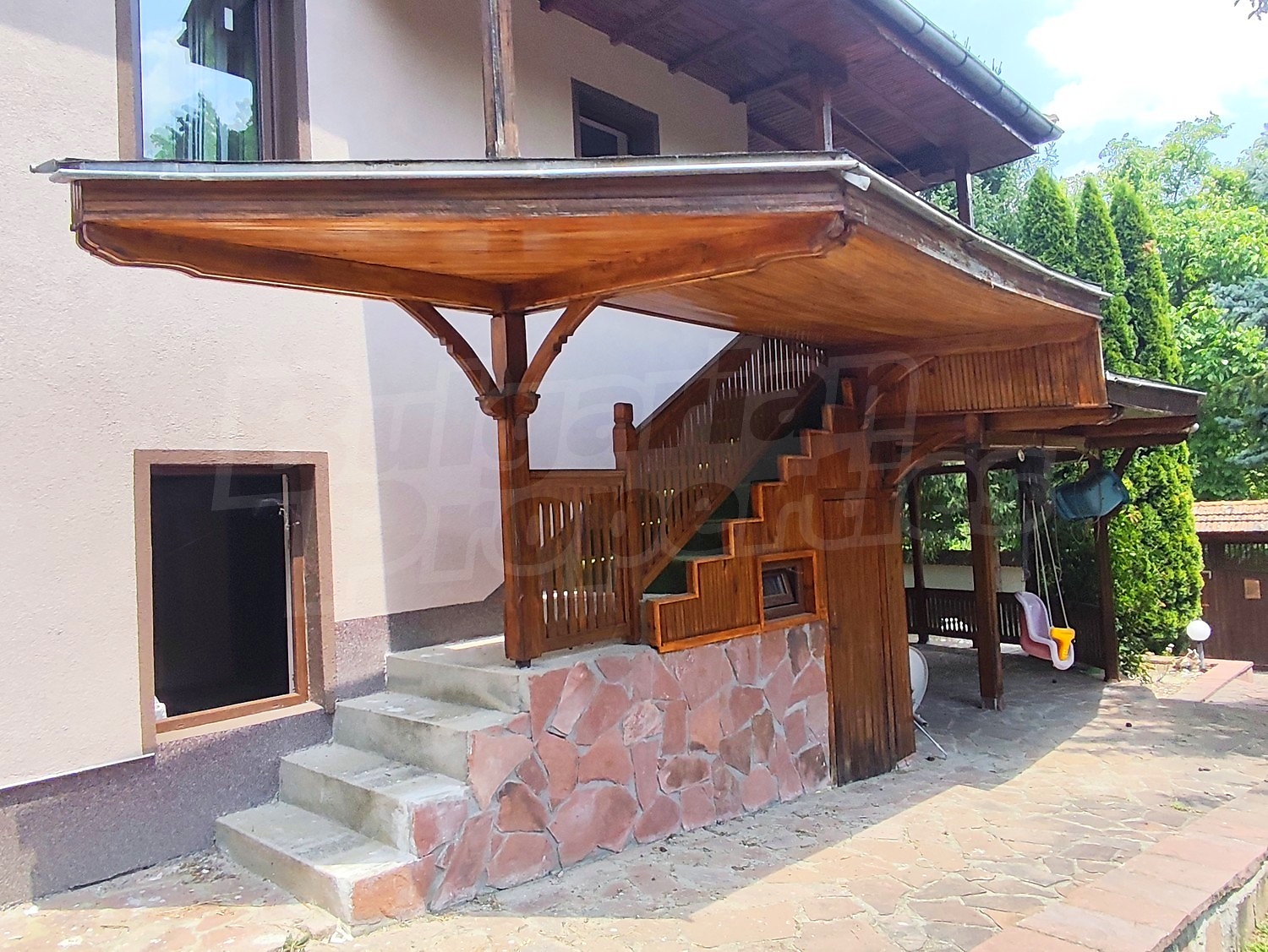 Gallery Picture 19