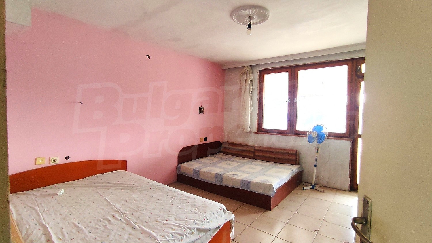 Gallery Picture 9