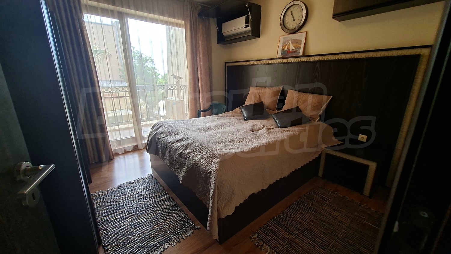 Gallery Picture 45