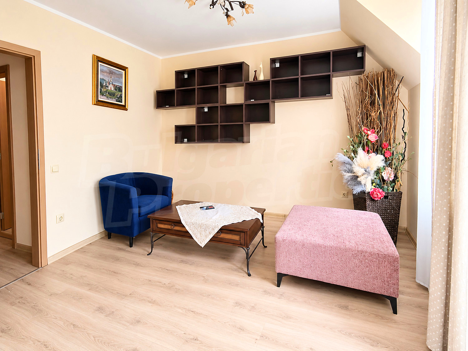 Gallery Picture 6