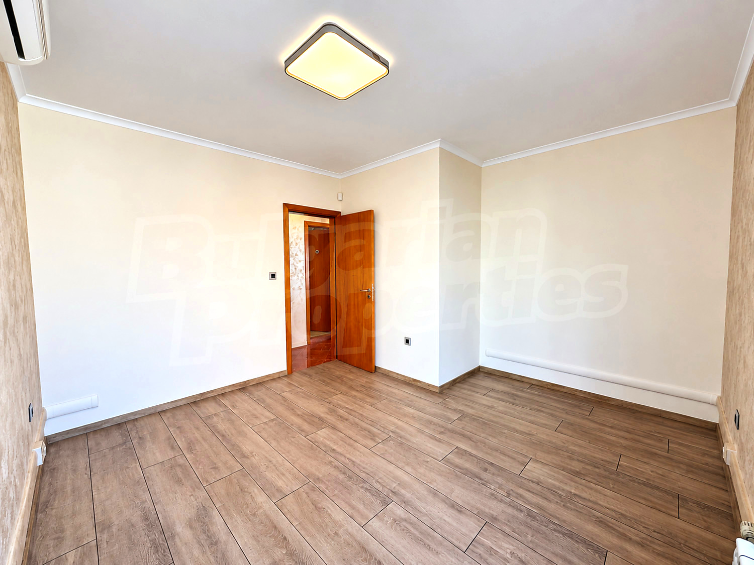 Gallery Picture 6