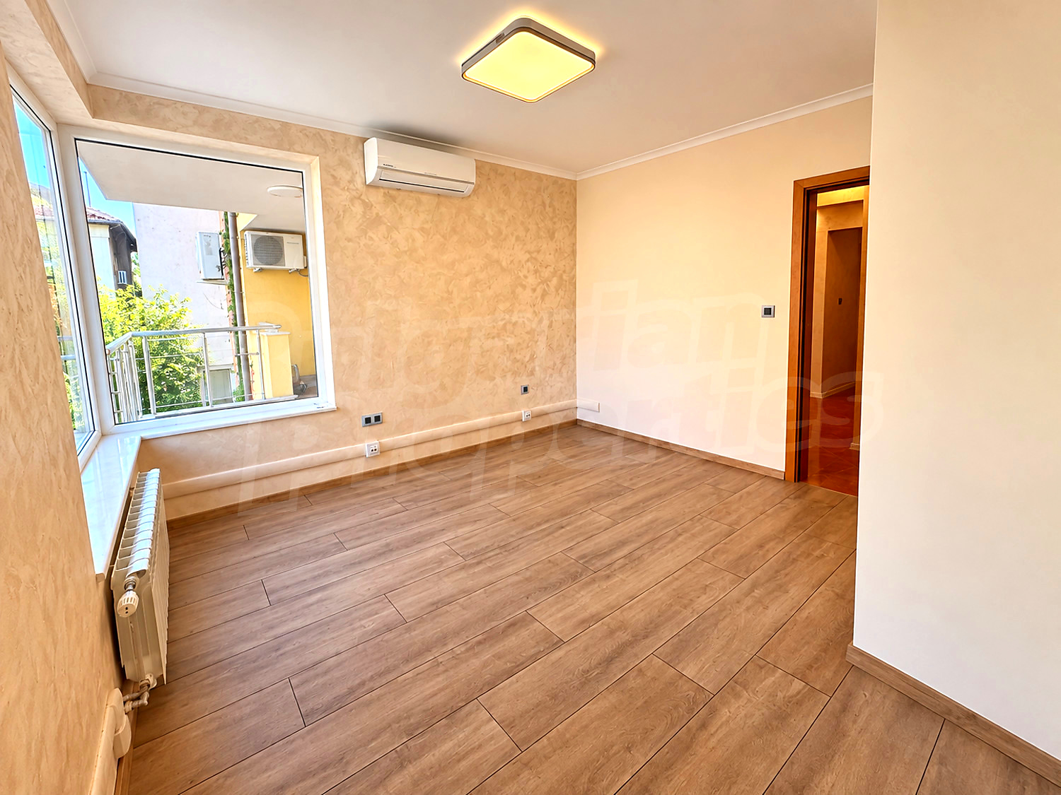 Gallery Picture 3