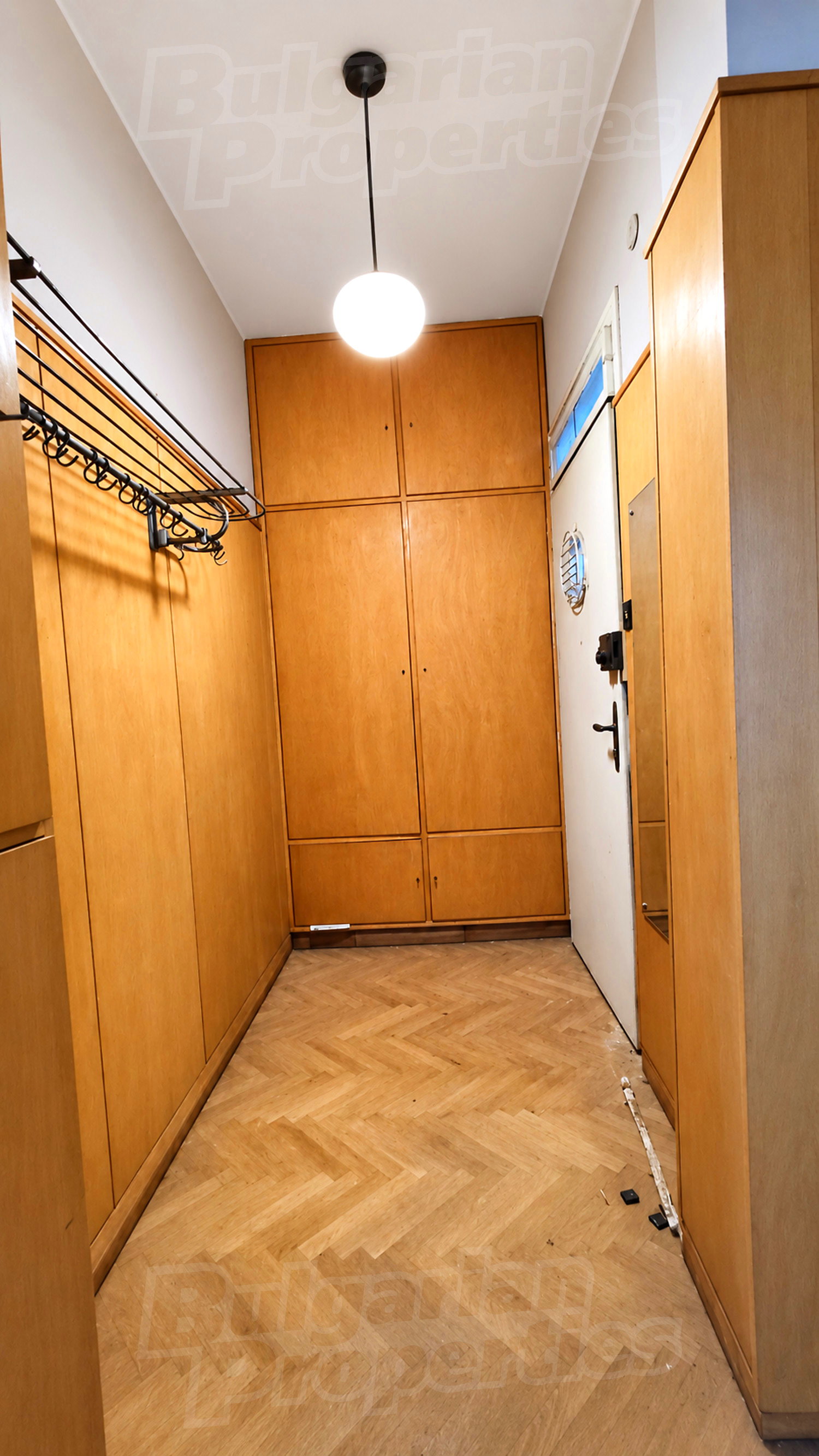 Gallery Picture 9