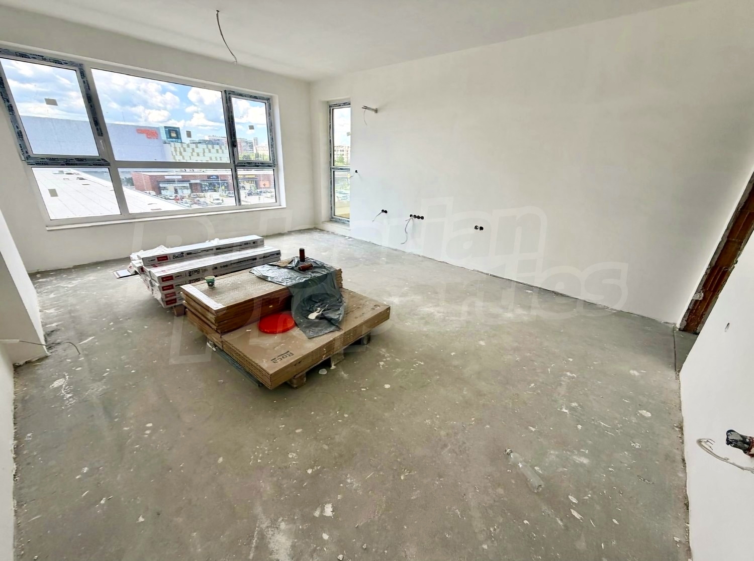Gallery Picture 16