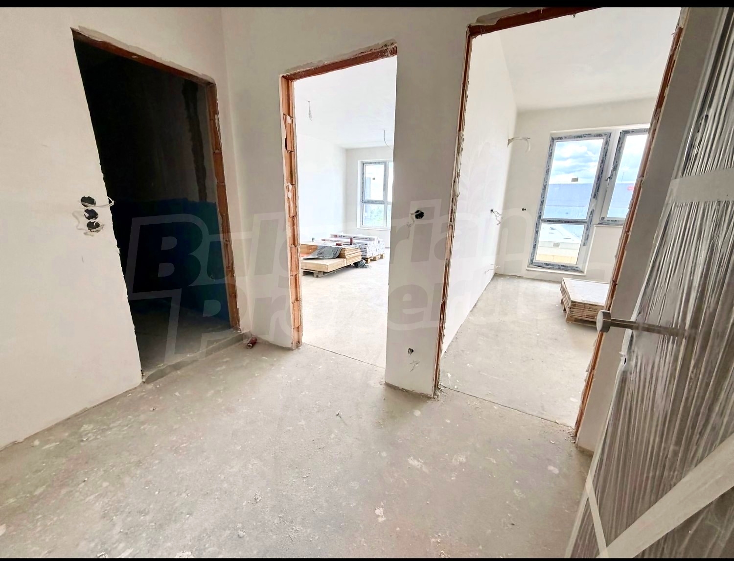 Gallery Picture 3