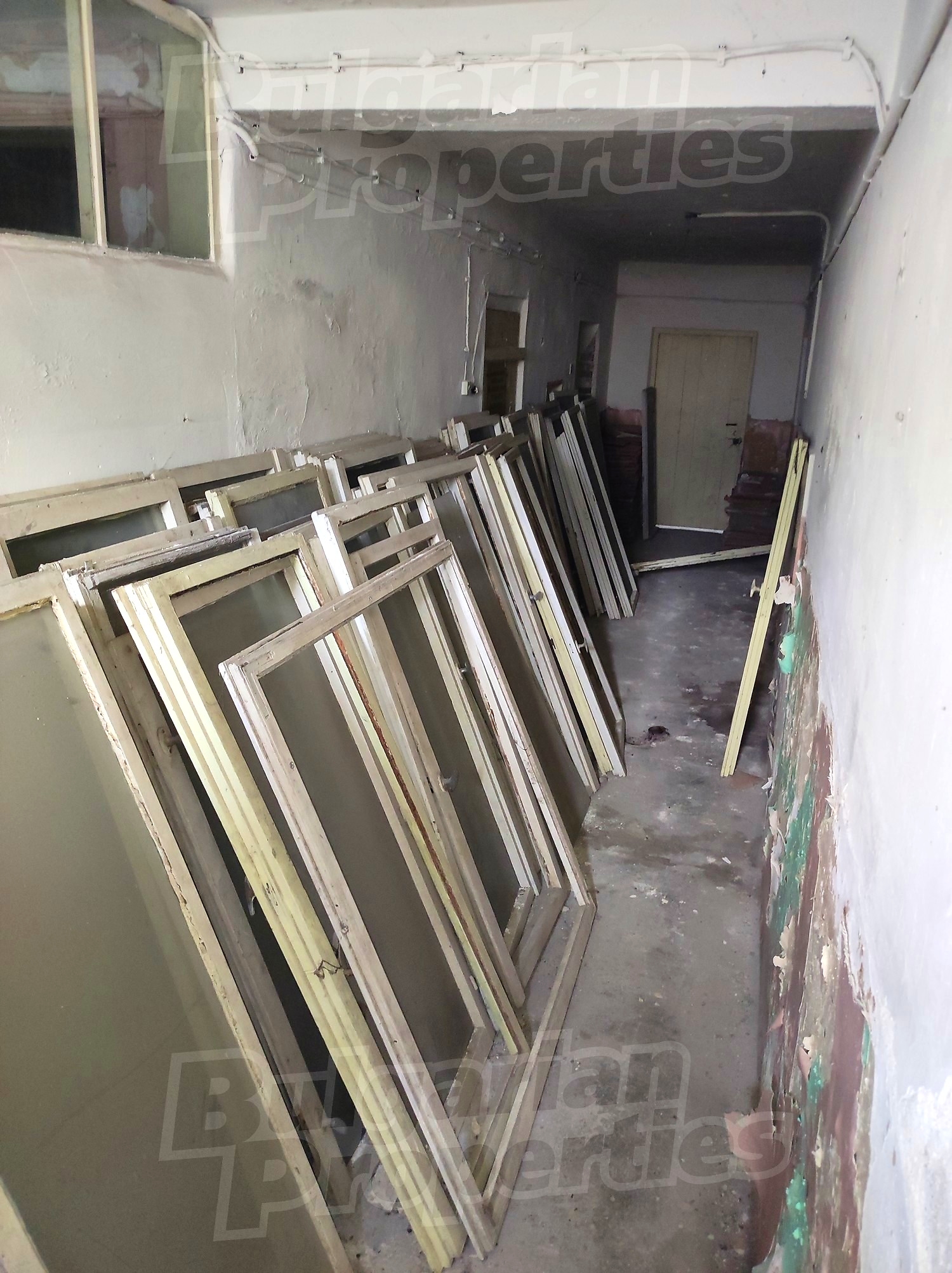 Gallery Picture 15