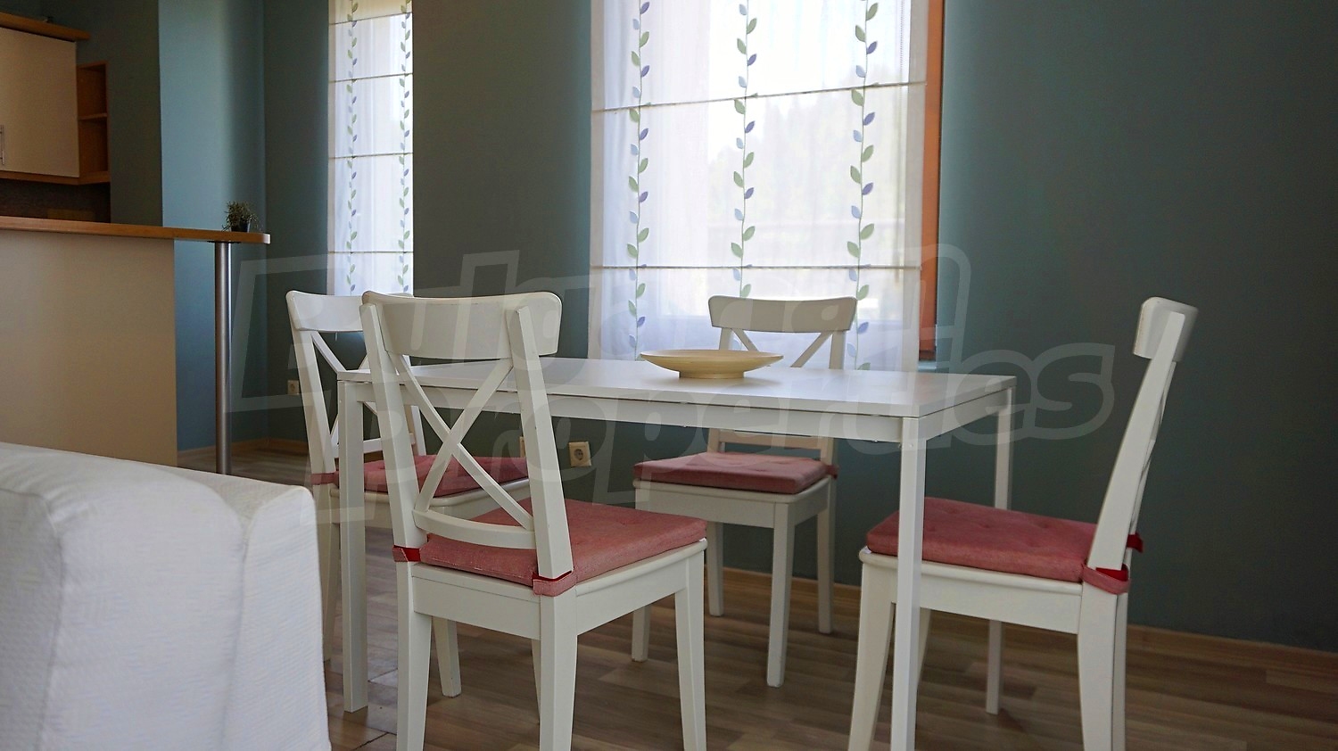 Gallery Picture 15