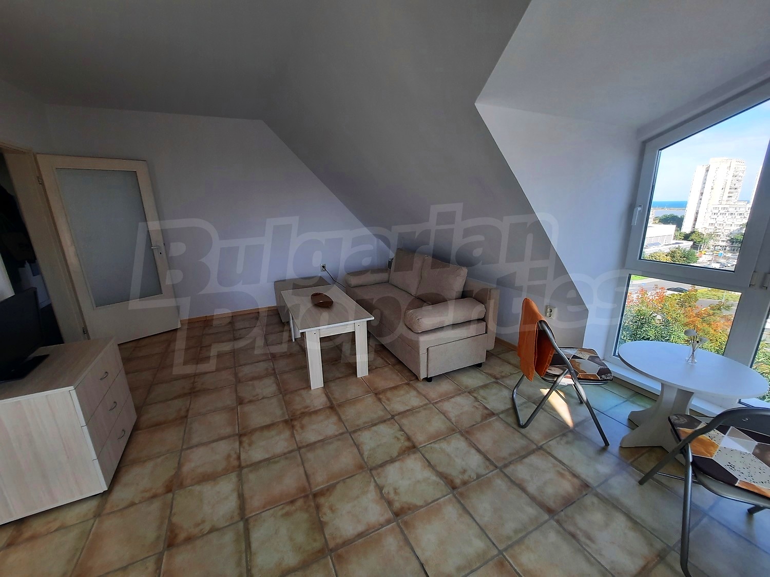 Gallery Picture 9