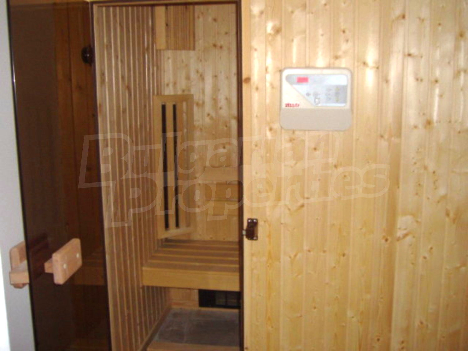 Gallery Picture 33