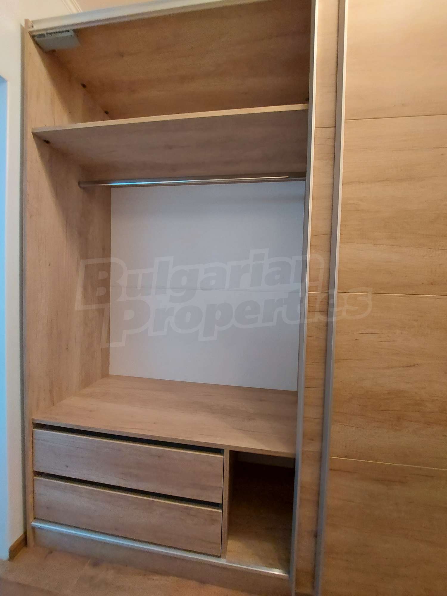 Gallery Picture 11