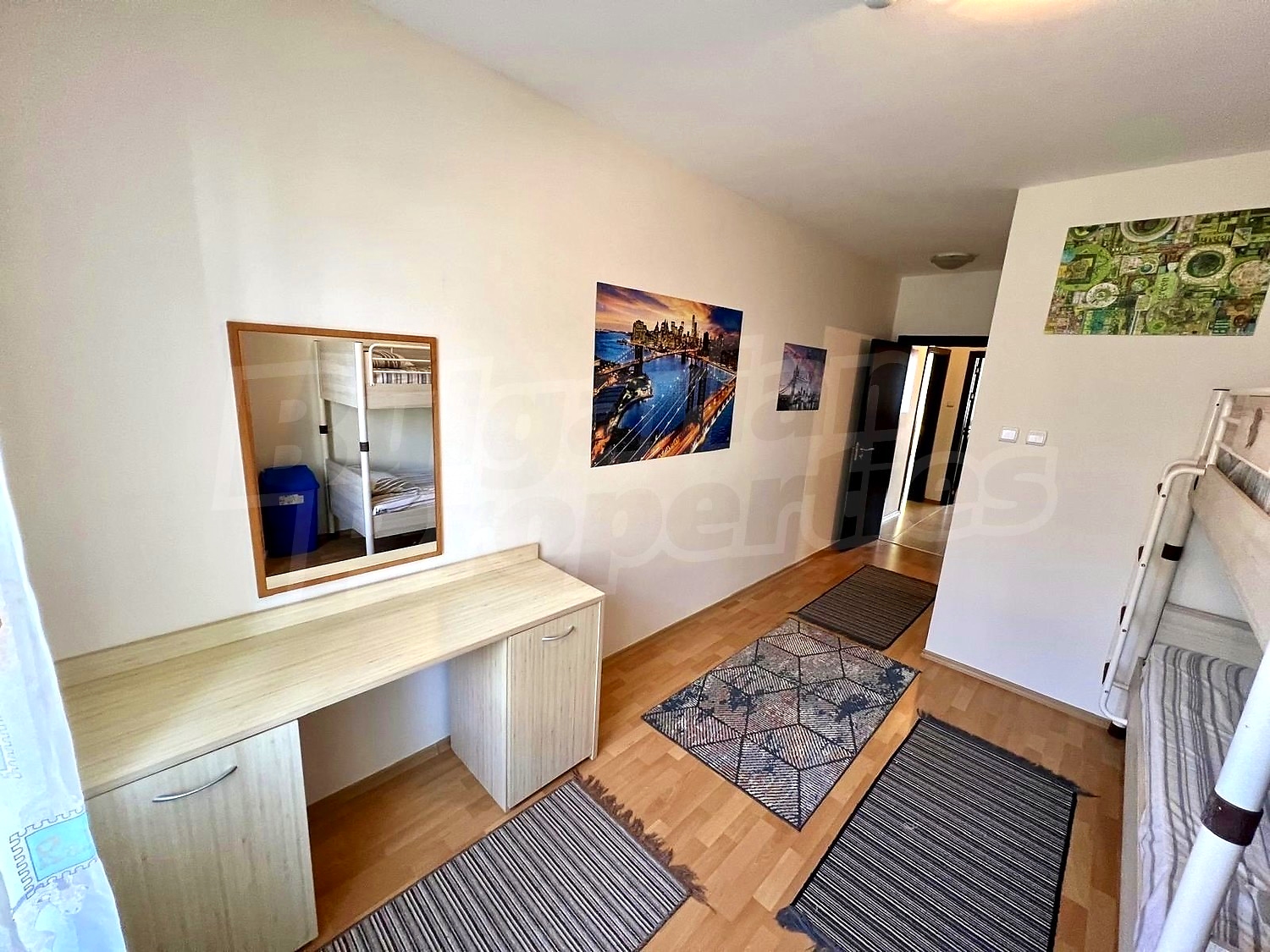 Gallery Picture 16