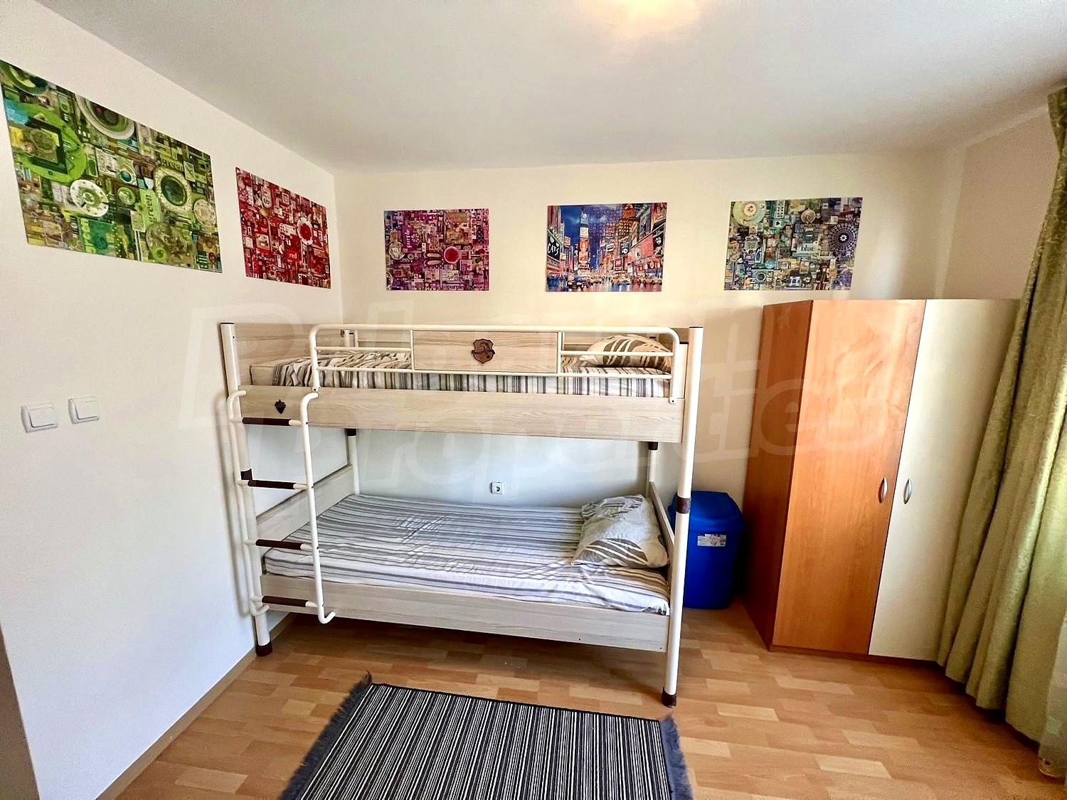 Gallery Picture 18