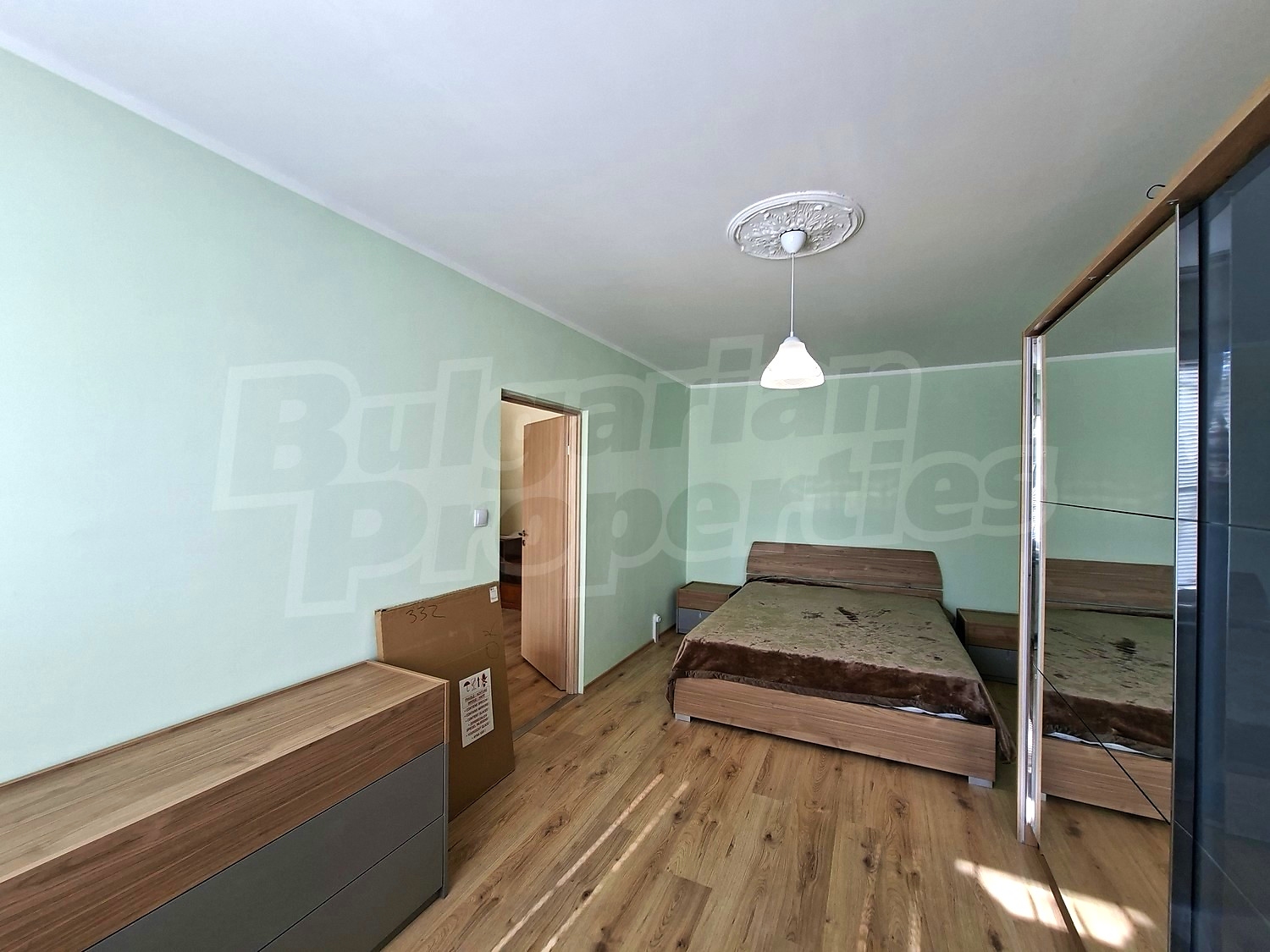 Gallery Picture 6