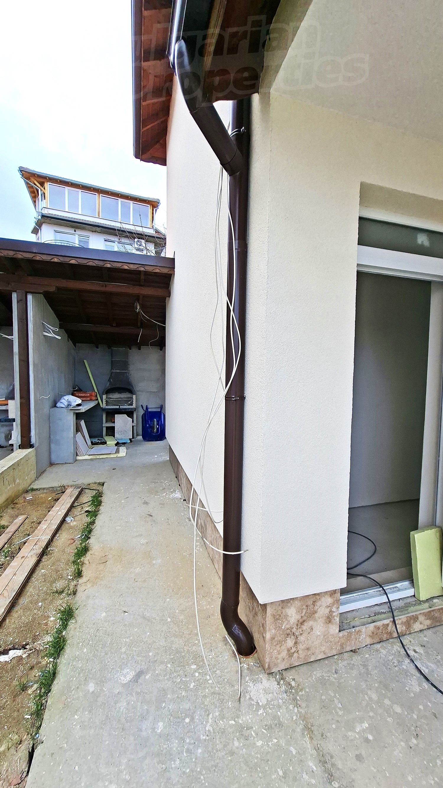 outside, facade, garden