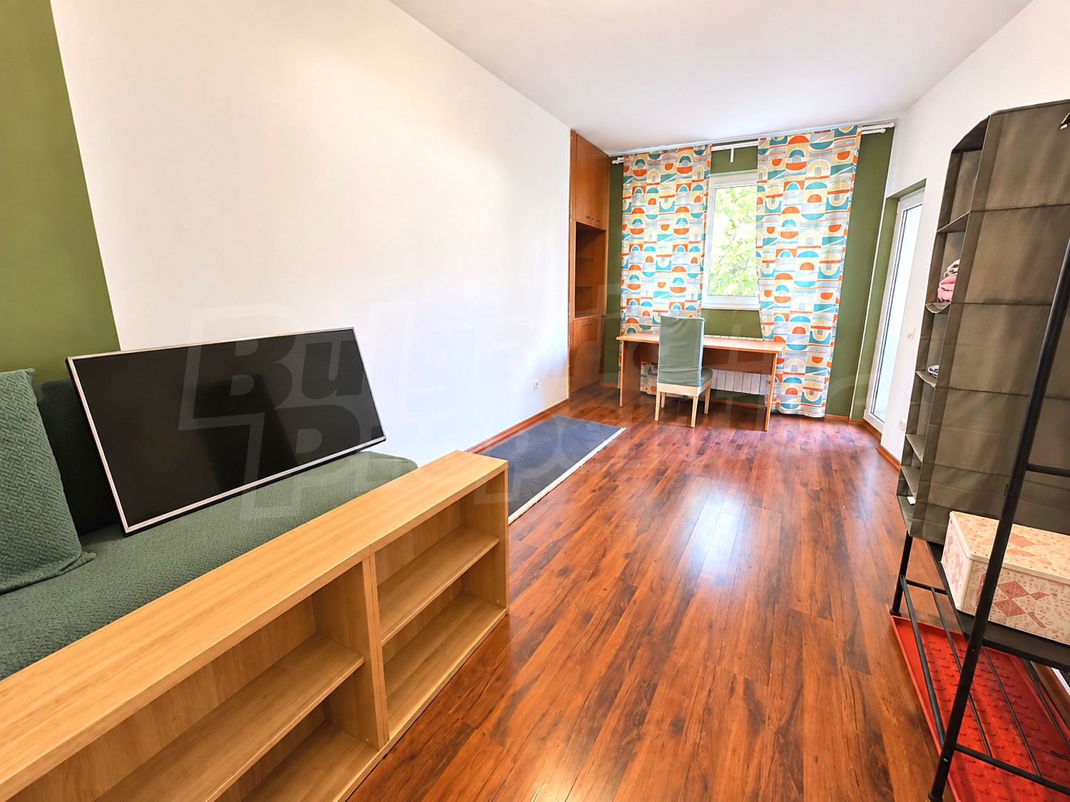 Gallery Picture 10