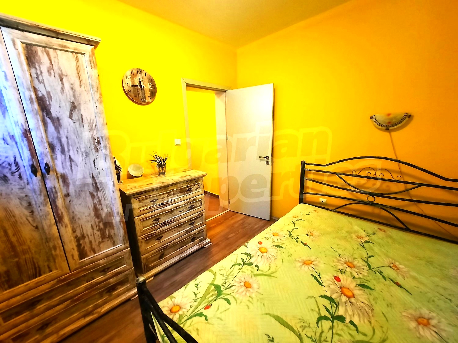 Gallery Picture 10