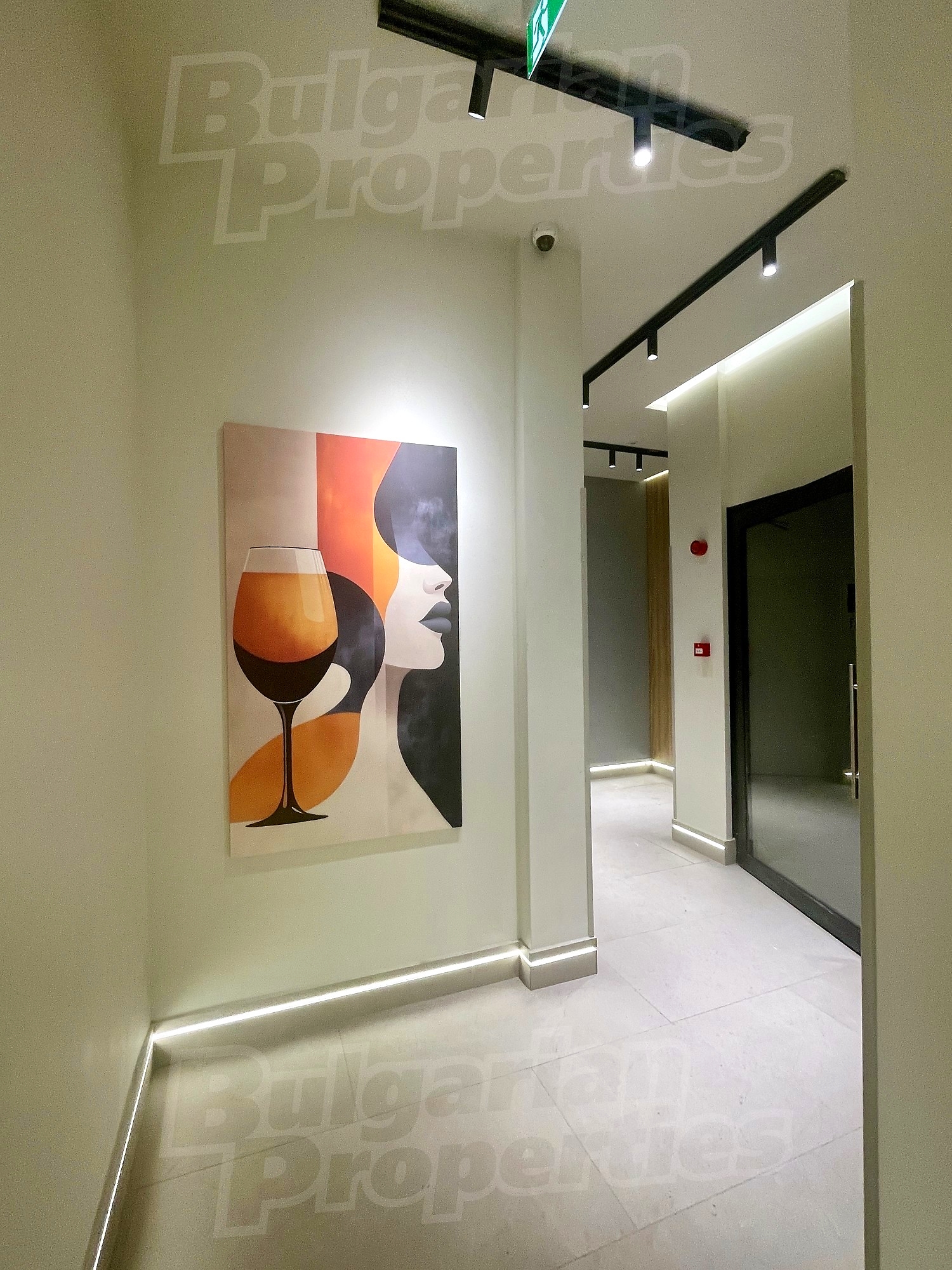 Gallery Picture 24