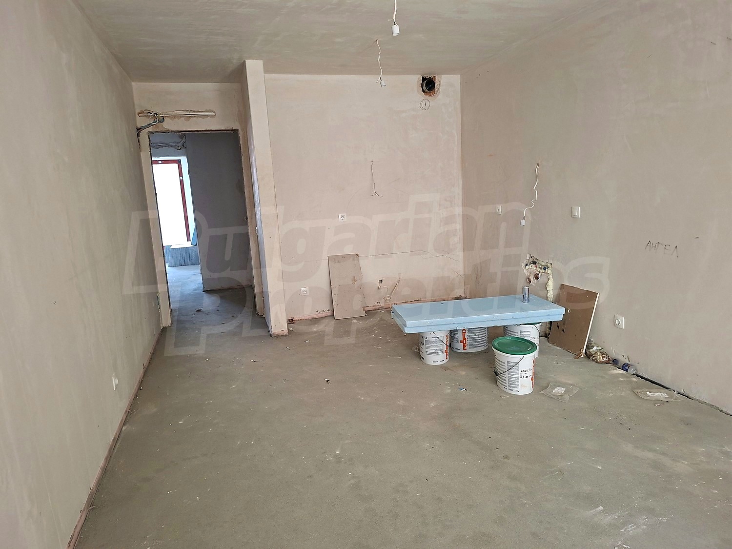 Gallery Picture 14