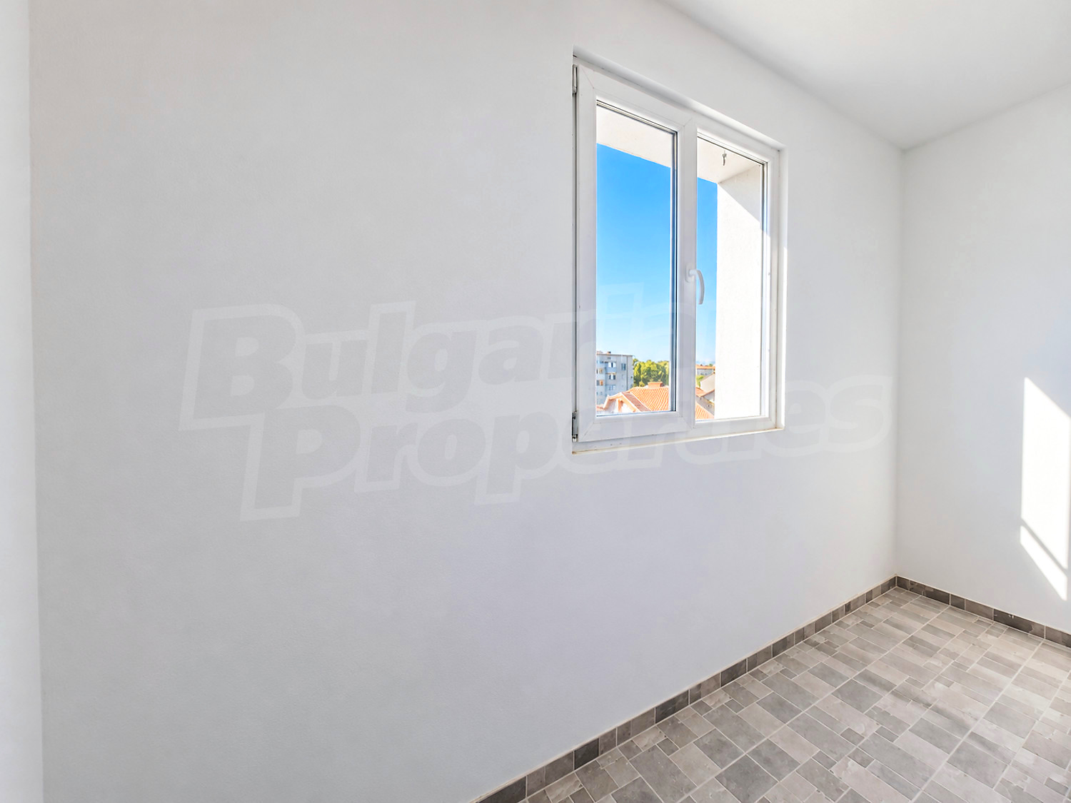 Gallery Picture 4