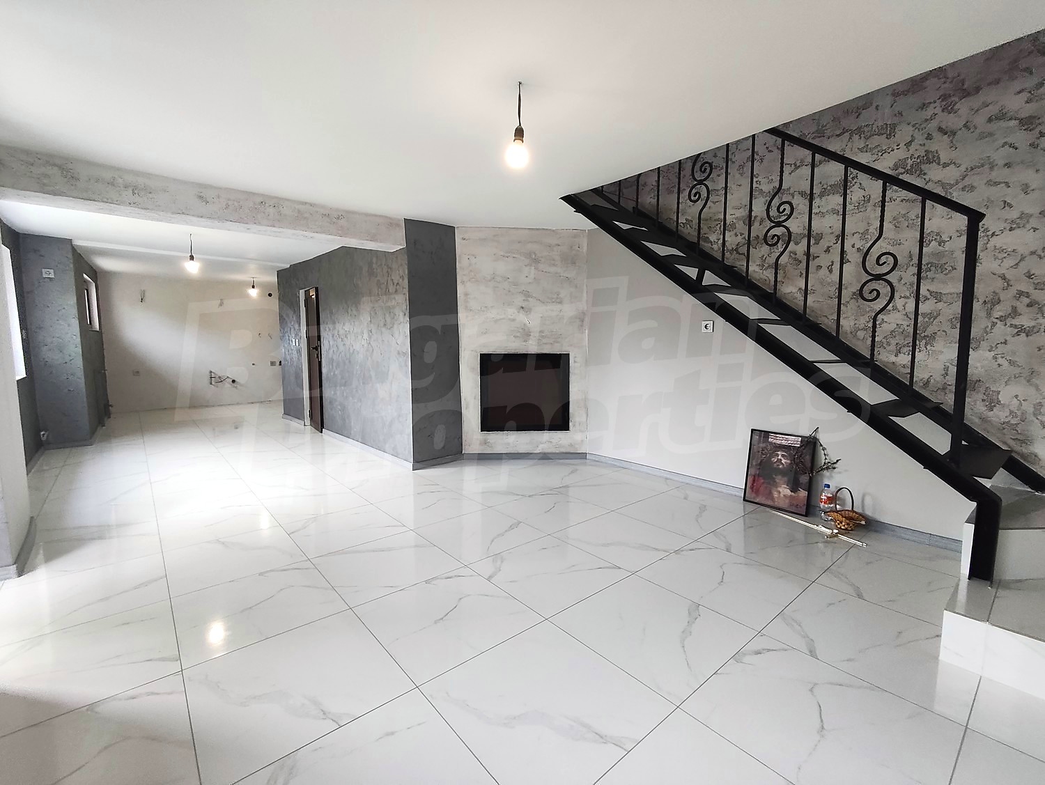 Gallery Picture 3
