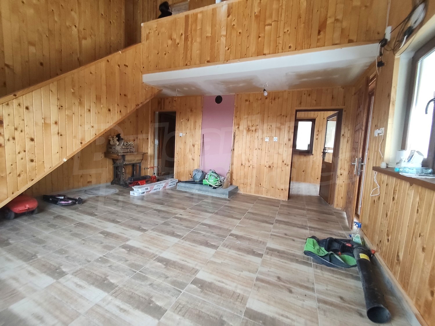 Gallery Picture 3