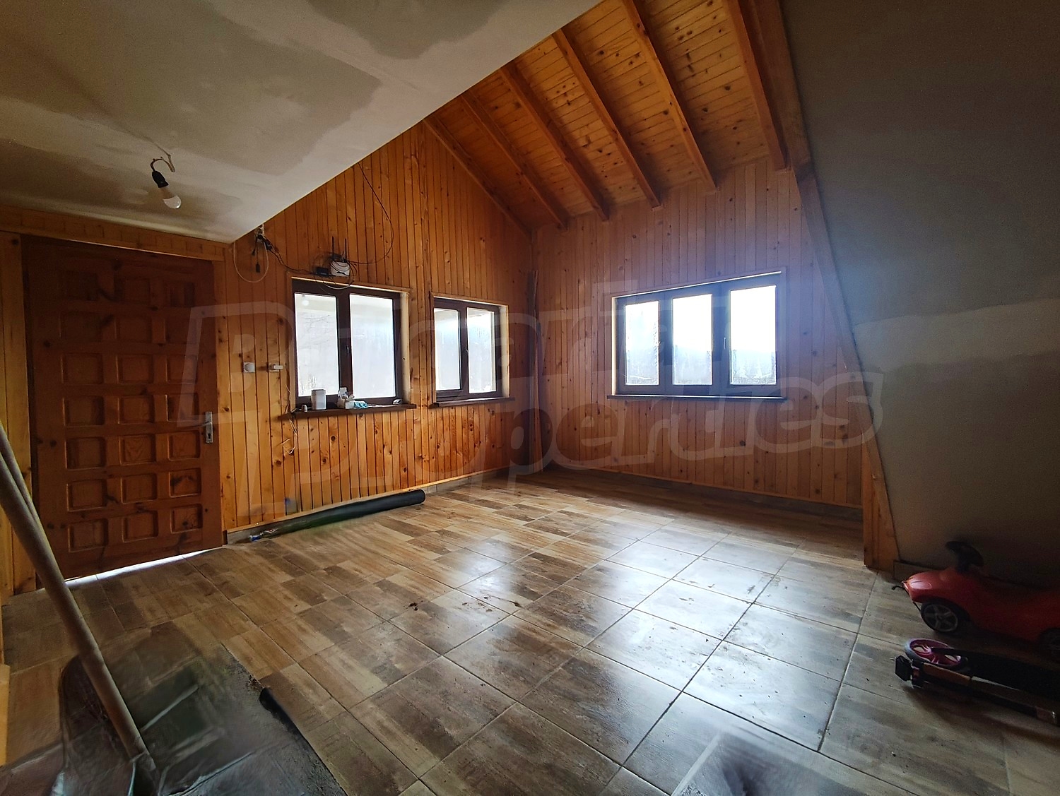 Gallery Picture 5
