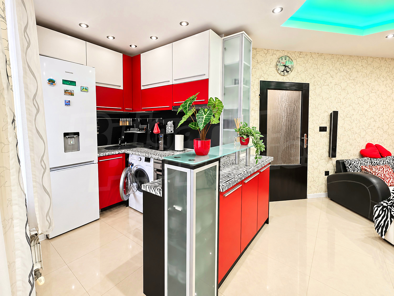 Gallery Picture 6