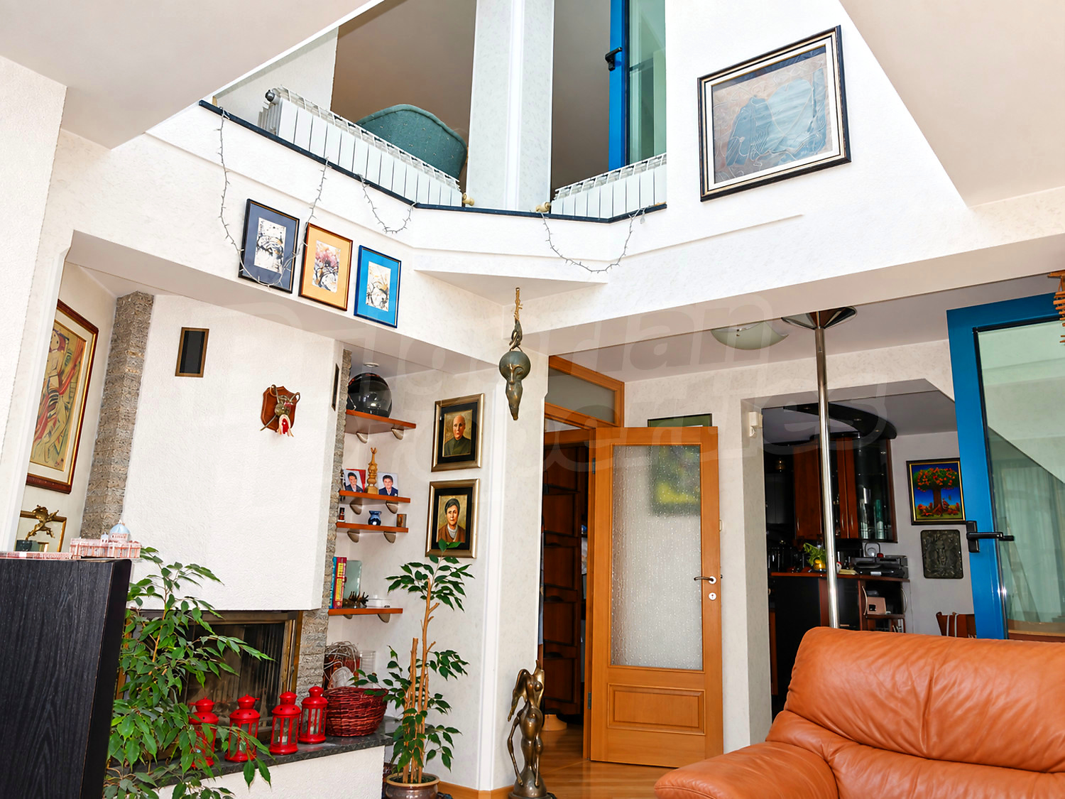 Gallery Picture 4