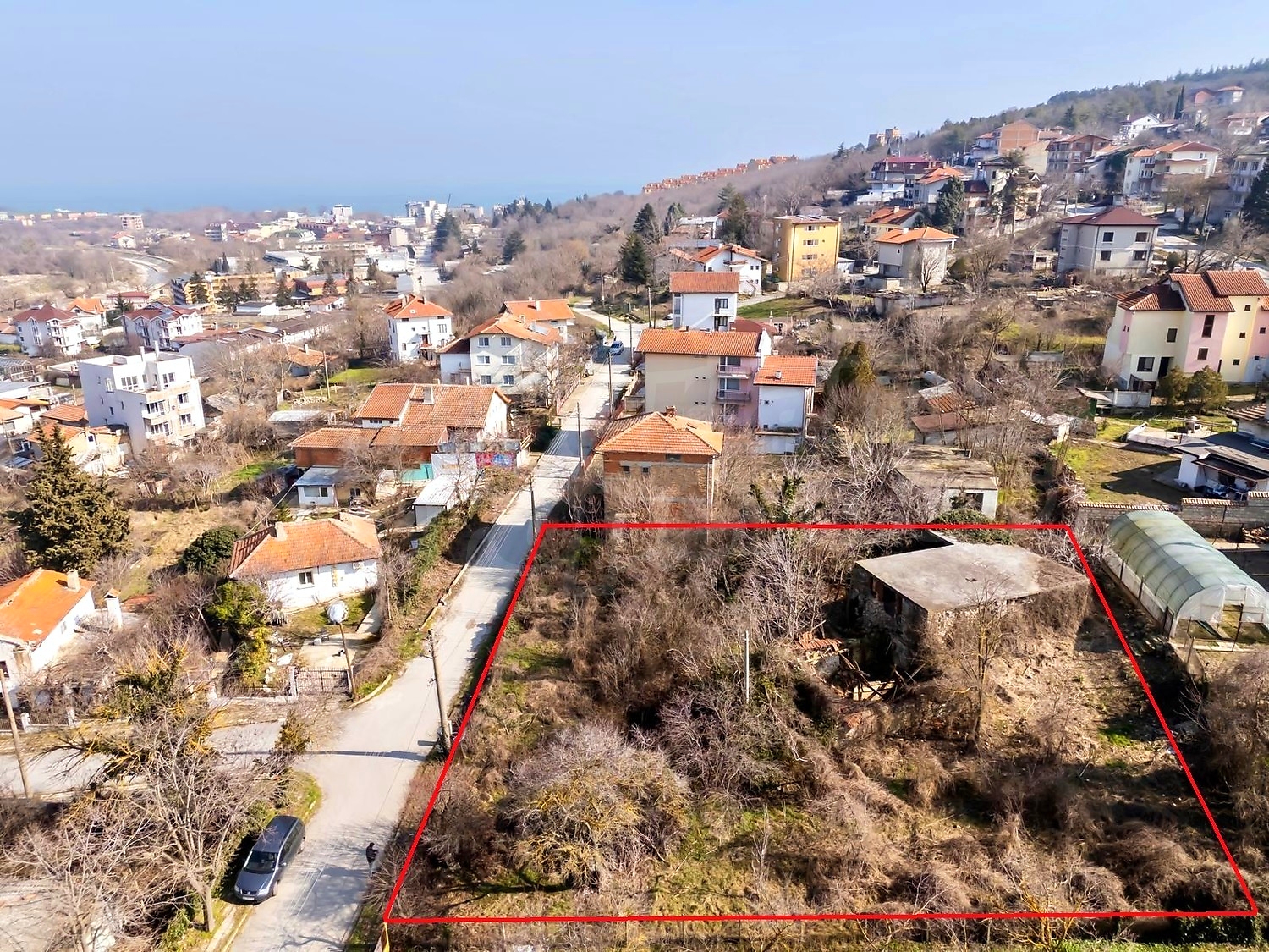 outside, view from balcony, facade, garden, mountain, green area