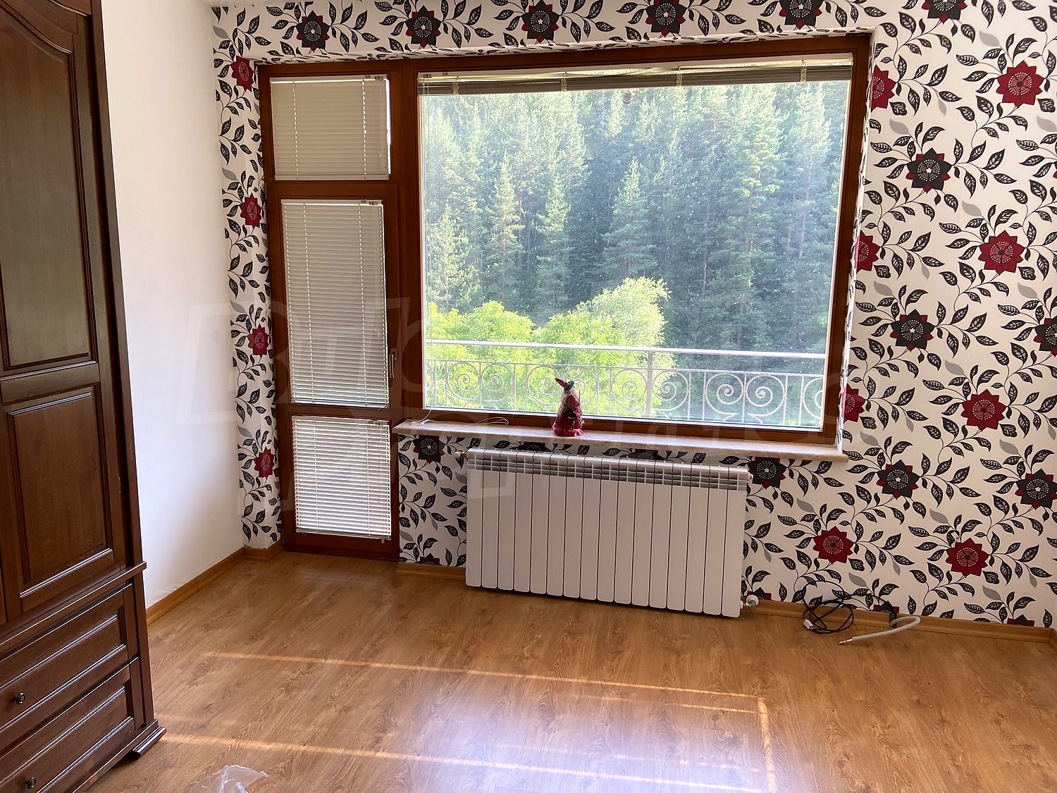 Gallery Picture 15