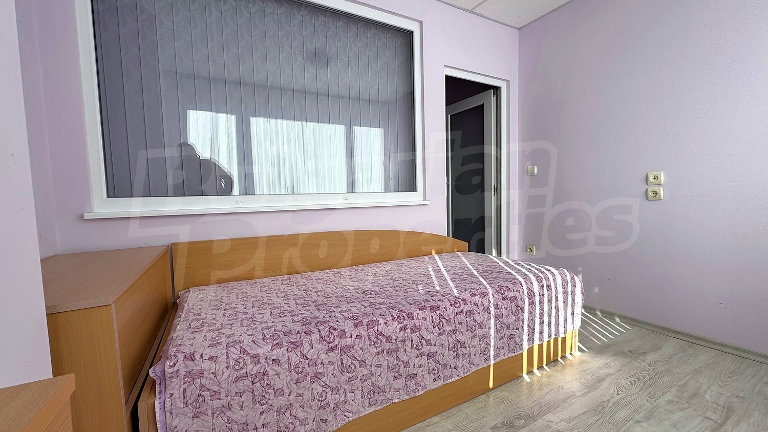 Gallery Picture 6